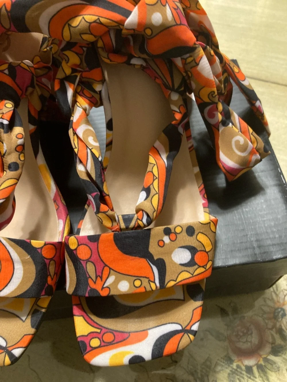 INC Orange/Black/Brown Lace-Up Sandals Sz 7